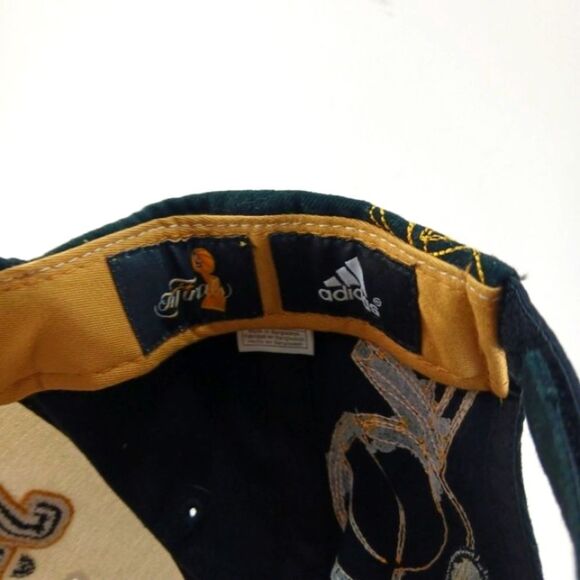 Adidas The 2008 NBA Champion Boston Celtics Hook & Loop Closure. Collectible.... - Picture 7 of 8